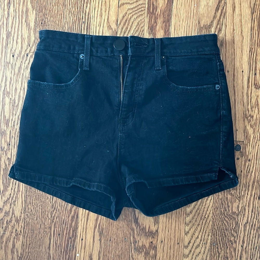 BDG super high rise black shorts!